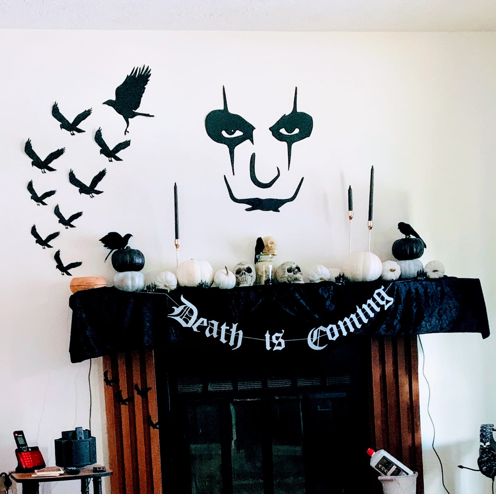 DIY Halloween Mantle: The Crow
